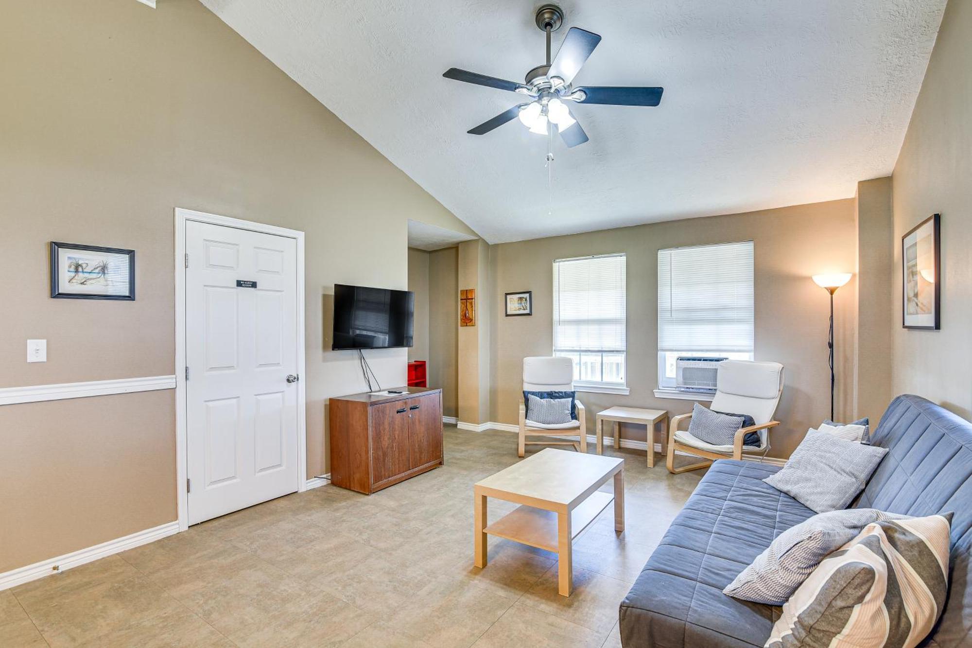 Crystal Beach Home With 2 Grills Walk To Shore! Luaran gambar
