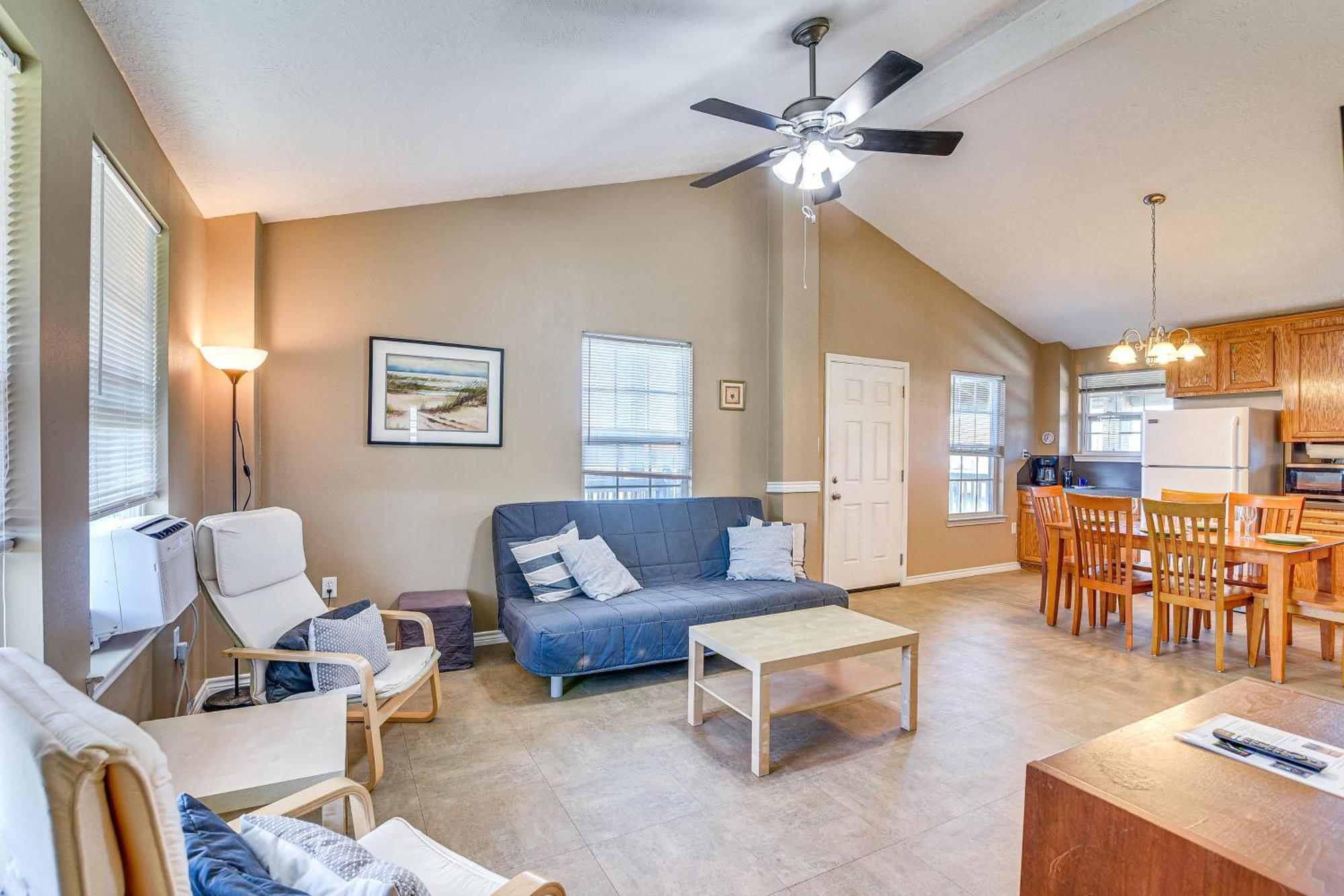 Crystal Beach Home With 2 Grills Walk To Shore! Luaran gambar